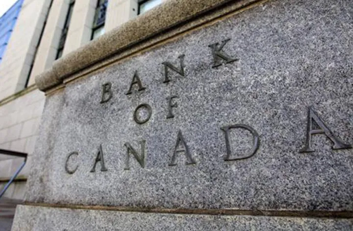 گسترش تدریجی سلطه سویه جدید کرونا و تاثیر آن بر اقتصاد کانادا