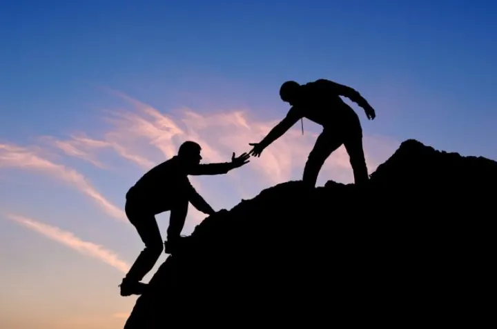 تخریب منازل بهاییان در روشن‌کوه و یک سؤال از خوانندگان گرامی هفته