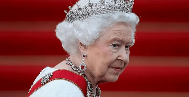 ملکه الیزابت دوم پس از ۷۰ سال سلطنت درگذشت