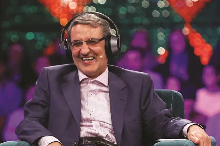 پزشکان ایرانی کانادا: جایزه اورولوژی را به دکتر سیم‌فروش ندهید!