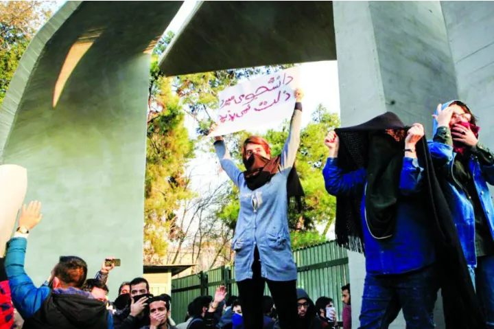 دو سروده از مرجان شاهوران