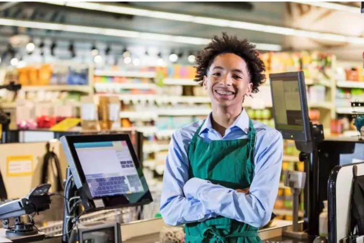 در کانادا، کبک ضعیف‌ترین قوانین و مقررات مربوط به کودکان را دارد