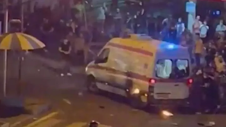 همکاران ما را آزار ندهید