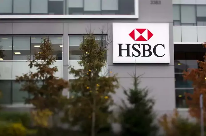 رویال بانک کانادا، اچ‌اس‌بی‌سی HSBC را خرید