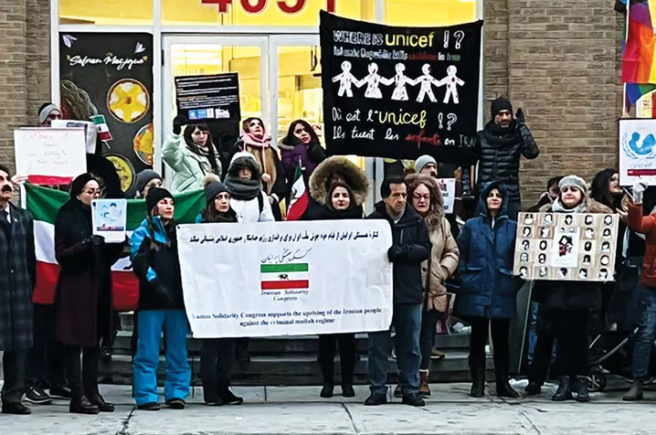 تجمع ایرانیان مونترال دربرابر مقر یونیسف همزمان با روز جهانی کودک