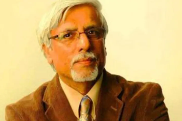 شورای گذار رهبر نیست، یکی مثل ده‌ها شورای موجود است