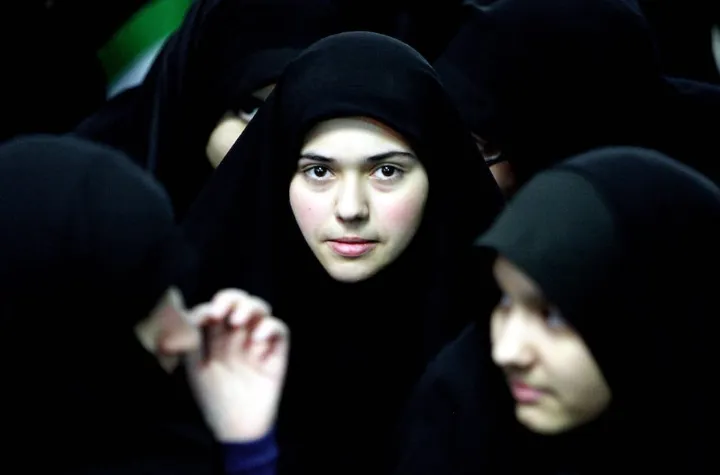 انحلال گشت ارشاد ایرانیان را راضی نخواهد کرد اما مرحله مهمی در مبارزه بین دین و دموکراسی خواهد بود