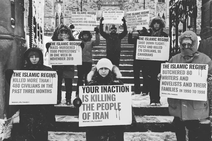 سه روز تحصن در برابر پارلمان در سرمای زیر صفر اتاوا برای ایران