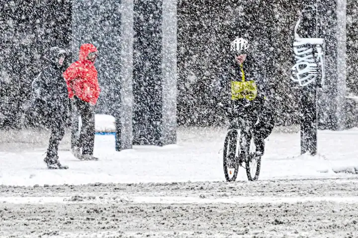 لغو یا تاخیر پروازها در فرودگاه مونترال، باز هم برف در راه است