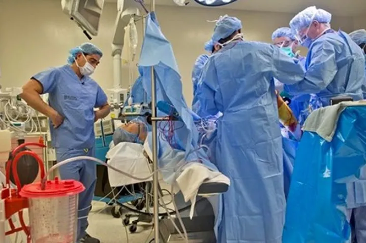 کارزار اعتراض به صف طولانی دریافت خدمات بهداشتی و درمانی در انتاریو