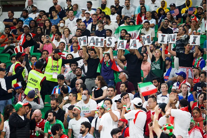 یادداشت رسیده از اوین: رونالدو و مهسا در یک قاب