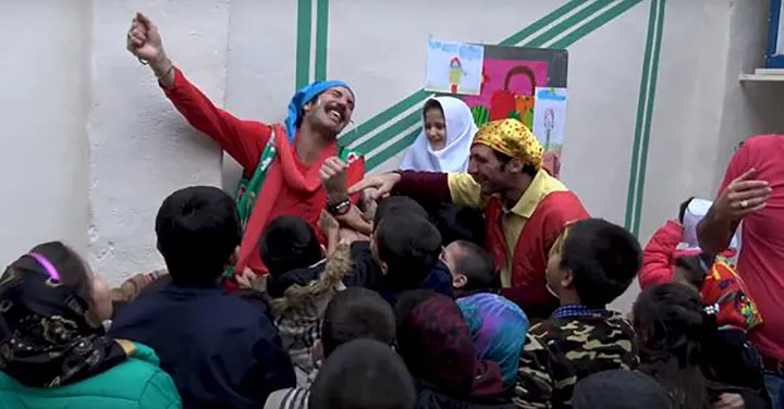 سالمون و شنای کارگردان خلاف جریان آب