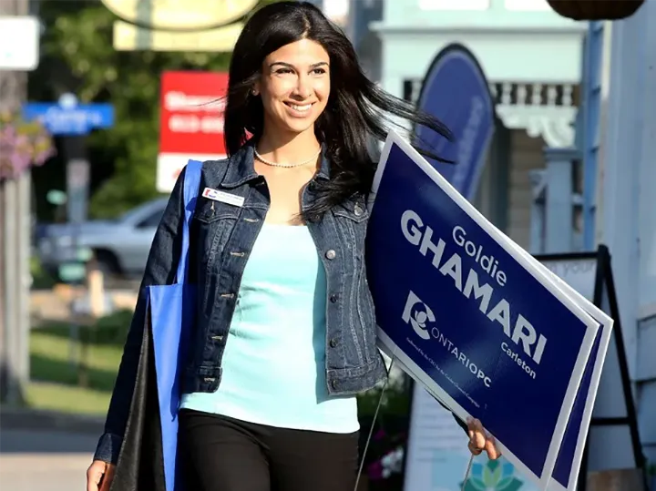 گلسا قمری: نگویم ایرانی، من را به اسلام‌هراسی یا ضدمهاجر بودن متهم می‌کنند