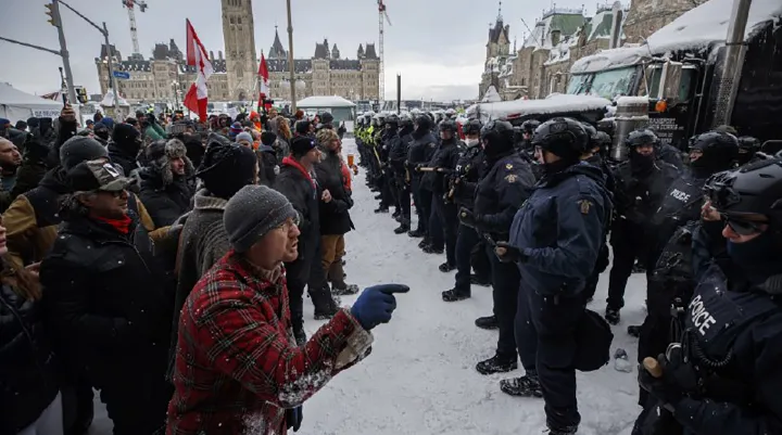شهادت افسر پلیس در دادگاه رهبران «کاروان آزادی» در کانادا
