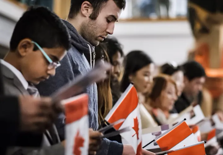 فرصت‌ها‌ و تهدیدهای تبدیل ویزای توریستی کانادا برای ایرانیان