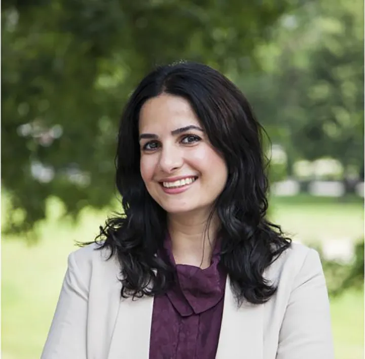 همه ما با هم بالا می‌رویم