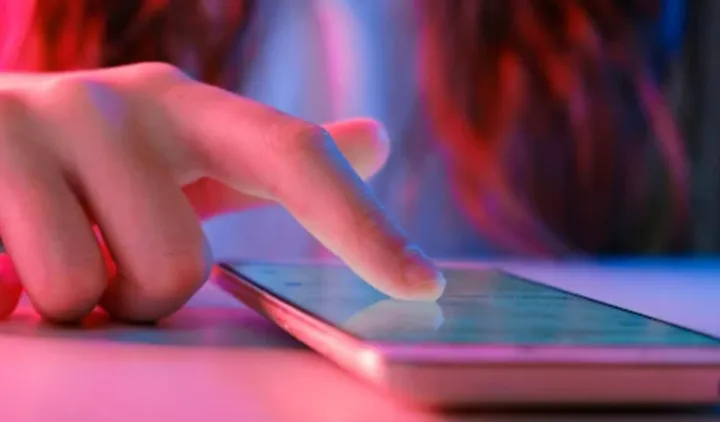 رشد نگران‌کننده افکار و رفتار افراطی جوانان کانادایی در فضای مجازی