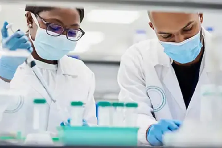 کانادایی‌ها برای انتخاب واکسن مناسب، گزینه‌های بیشتری دارند