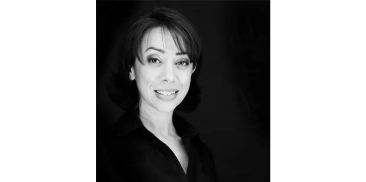 سالی که نکوست، از بهارش پیدا نیست