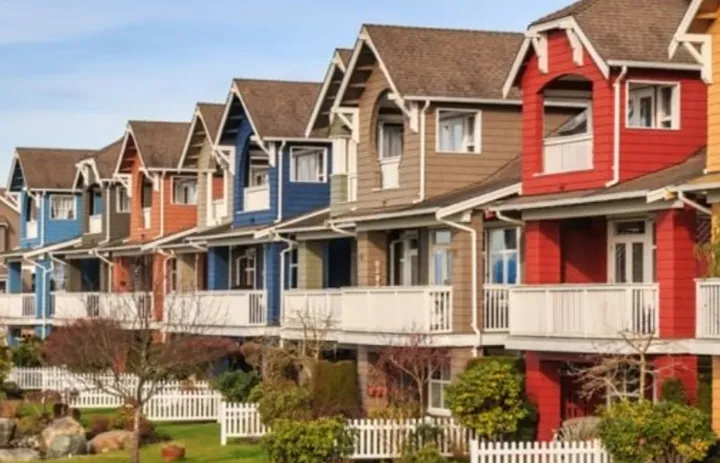 قیمت ملک در تورنتو از ونکوور پیشی خواهد گرفت