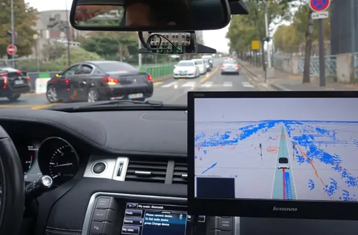 ممنوعیت تردد خودروهای خود ران در جاده‌های بریتیش کلمبیا