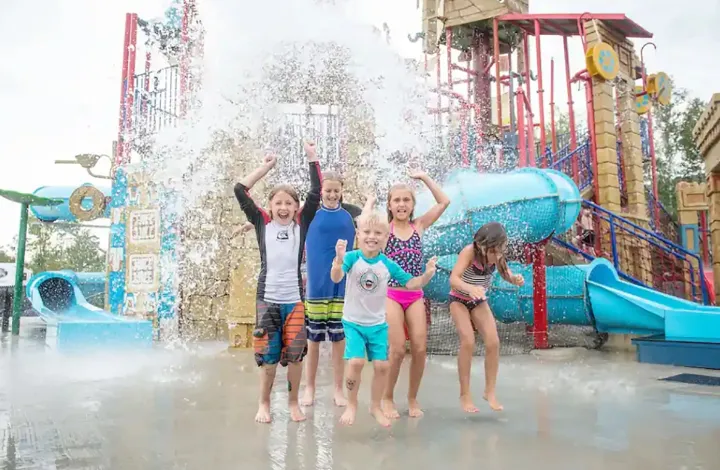 یک روز تفریح و هیجان در پارک تفریحی منحصربه‌فرد آتلانتید