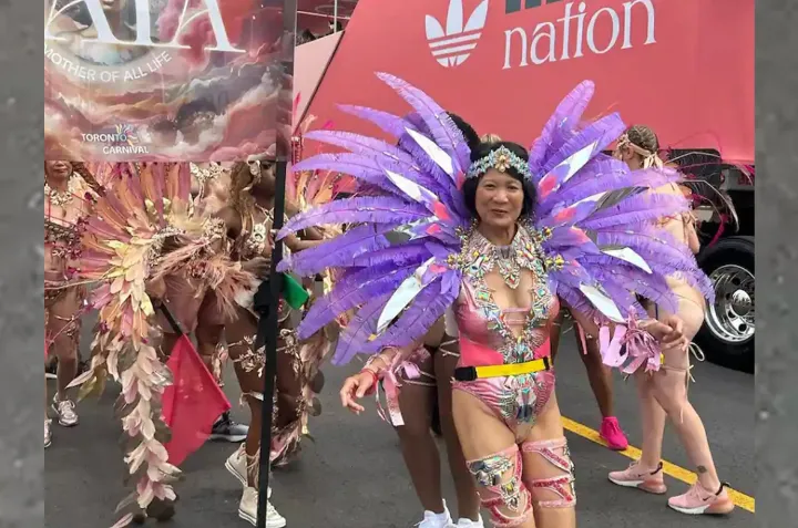 واکنش‌های تمسخرآمیز به پوشش شهردار تورنتو در جشنواره کارائیب