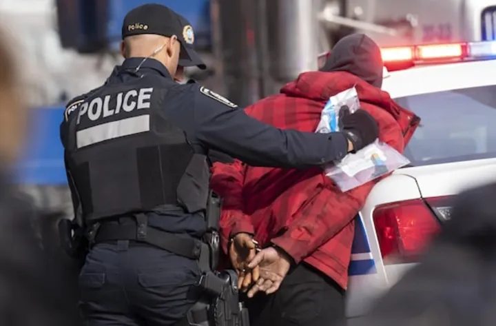 شهرداری مونترال باید به قربانیان تبعیض نژادی پلیس غرامت بدهد