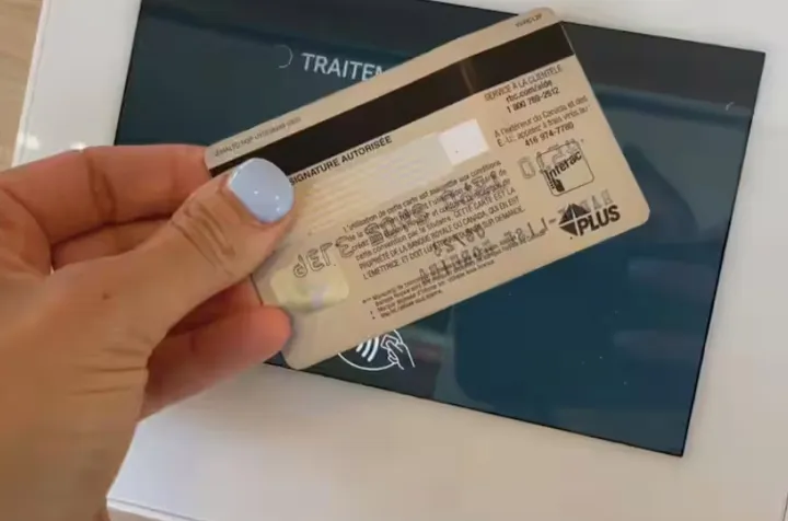 ۸۰ درصد کانادایی‌ها مخالف انعام دادن در فست‌فودها هستند