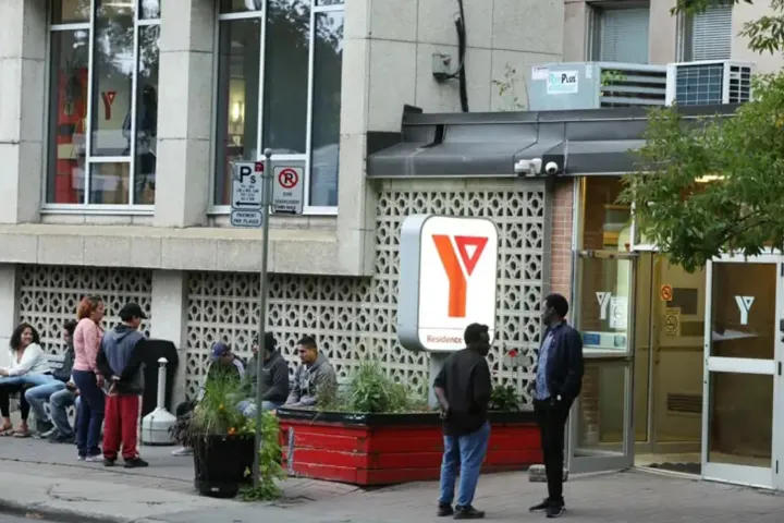 انتقال اجباری پناه‌جویان در داخل کانادا با قوانین مغایرت ندارد