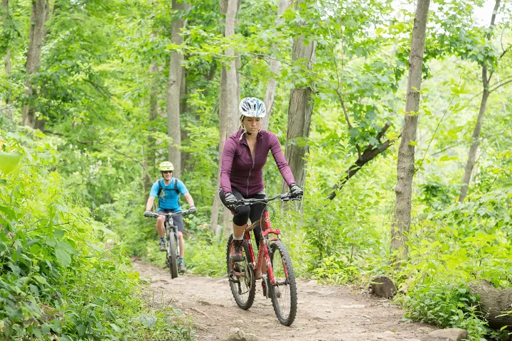 طبیعت‌گردی نسخه جدید سلامت؛ درمان با قدم زدن در پارک‌های کانادا