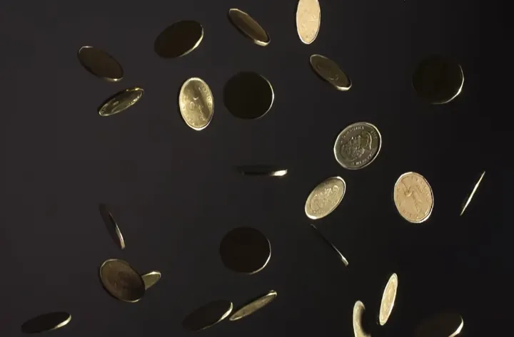 دلار کانادا در سراشیبی؛ آیا رکود اقتصادی در راه است؟