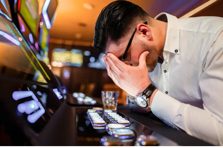 خودکشی و خشونت خانوادگی در کانادا به دلیل قمار آنلاین