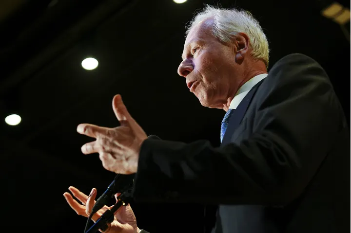 تهدید‌های ترامپ نقض قوانین بین‌المللی است