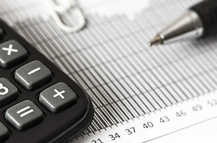 جنگ مالیاتی در آستانه انتخابات؛ کدام وعده به نفع شماست؟