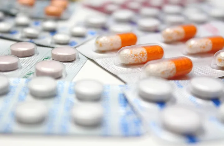 فروش داده‌های پزشکی میلیون‌ها کانادایی به شرکت‌های دارویی