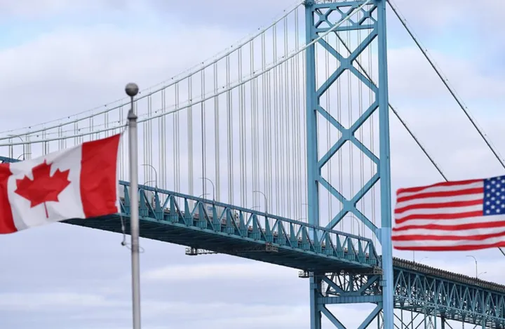 اقتصاد کانادا زیر فشار تعرفه‌ها؛ چرا هنوز فرو نپاشیده‌ایم؟