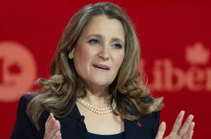 کریستیا فریلند از سیاست کناره گرفت