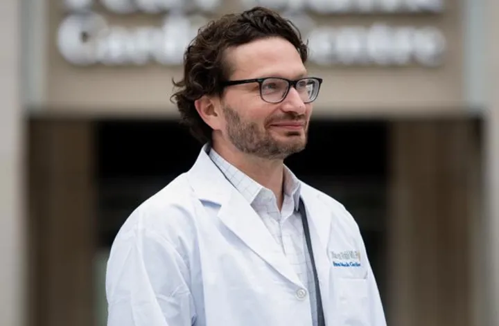 شگفتی‌سازی پزشک ایرانی در کانادا