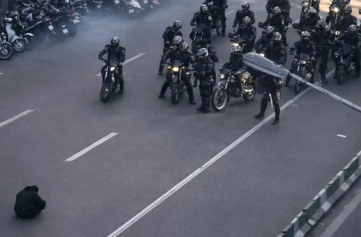 اعتراضات گسترده‌ در تهران و دیگر شهرها ۸ دی 1404