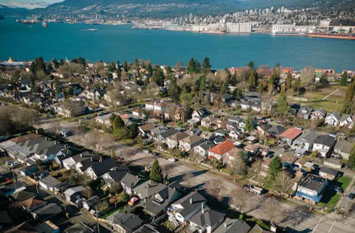 رکود بازار مسکن در ونکوور؛ پایین‌ترین فروش در دو دهه اخیر