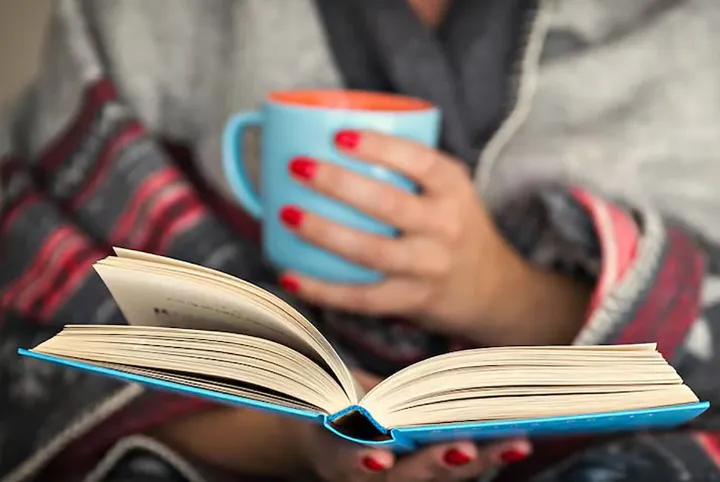 ده کتاب خواندنیِ زمستان ۲۰۲۶ به انتخاب سی.بی.سی 